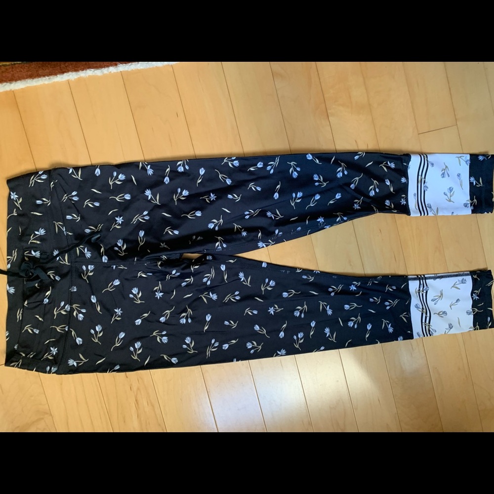 Leggings & sports bra